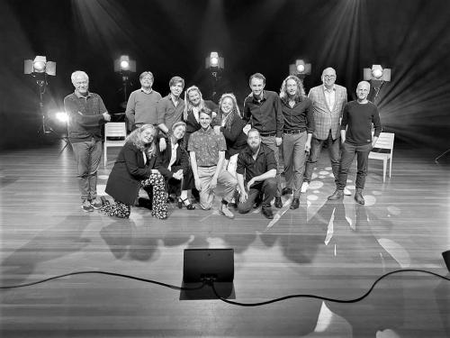 Cast and crew for Levenslang Long - Theater de Spiegel